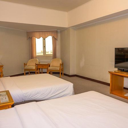 Kenting City Gate Hotel Heng-ch'un Exteriör bild